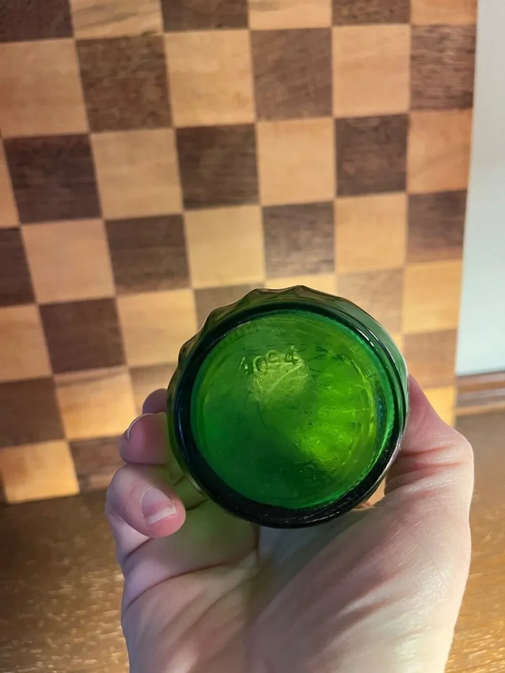 Emerald Green Swirl Bud Vase A918